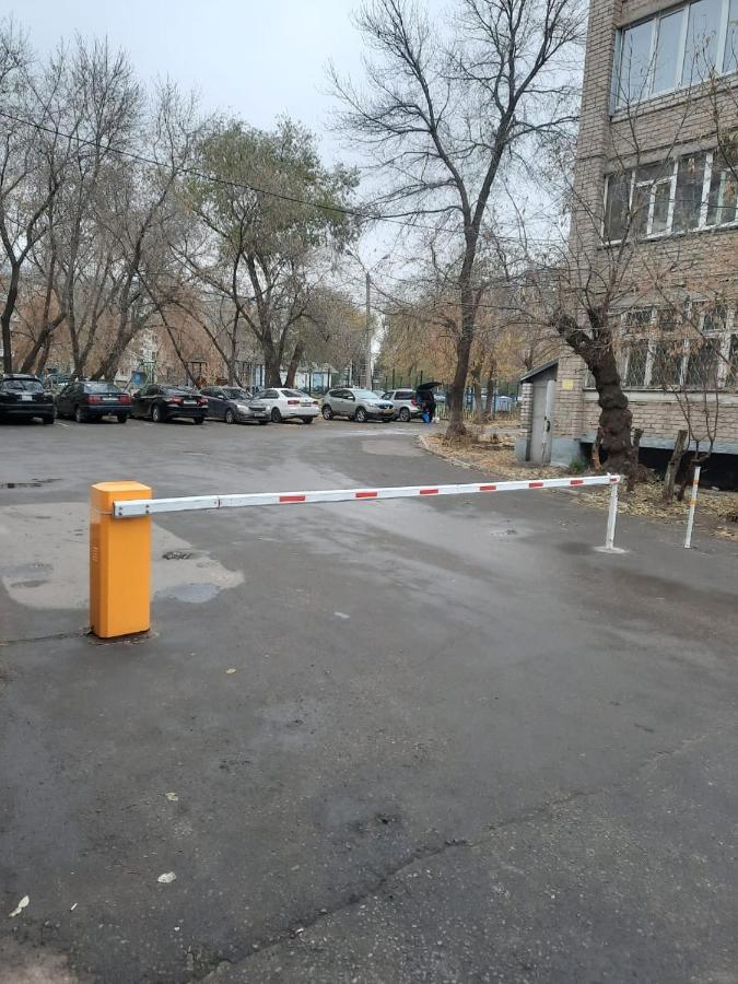 Квартира Бизнес -Класса В Ста Метрах От Городского Парка ペトロパブロフスク エクステリア 写真